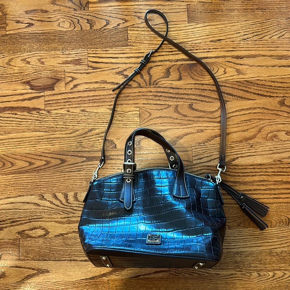 Beautiful dark brown leather Dooney & Bourke